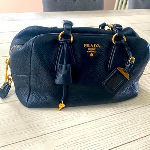 Prada B3091M Vitelli Daino leather shoulder tote
